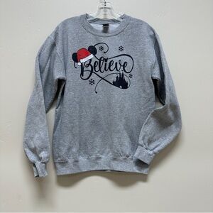 Santa BELIEVE Crewneck Sweatshirt Sweater Size S